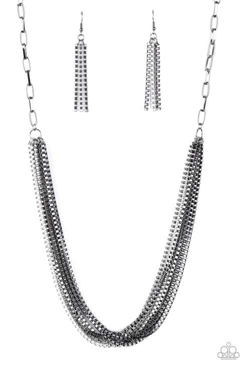 Beat Box Queen - Black/Silver Box Chain Collision Necklace N#3102