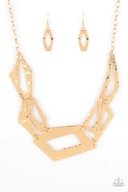 Break The Mold - Oversized Gold Hammered Asymmetrical Abstract Link Necklace N#2917