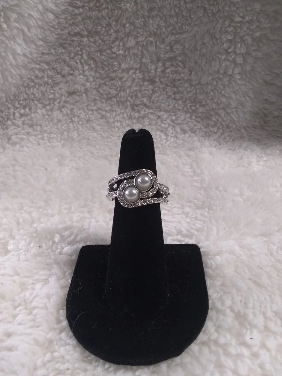 Collect Up Front - Silver Pearl Swirl Encrusted Ring R#5868