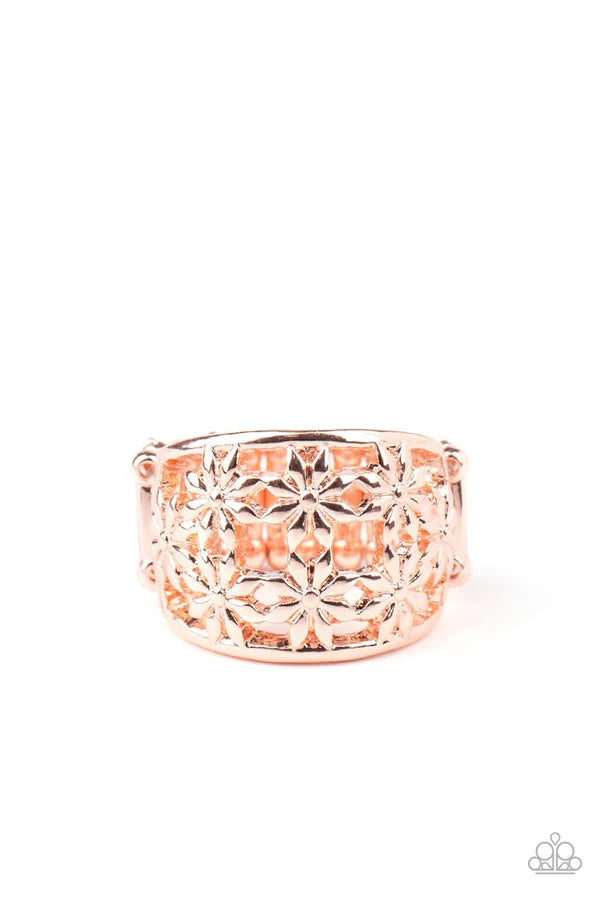 Crazy About Daisies - Rose Gold 3D Daisies Floral Ring R#6969