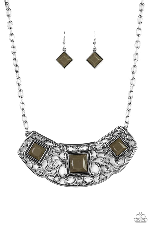 Feeling Inde-PENDANT- Green (Martini) Airy Filigree Square Necklace N#6179