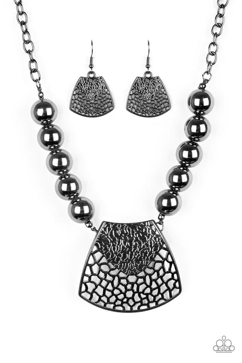 Large and In Charge - Oversized Black Stenciled Embossed Flared Shell Necklace N#3768