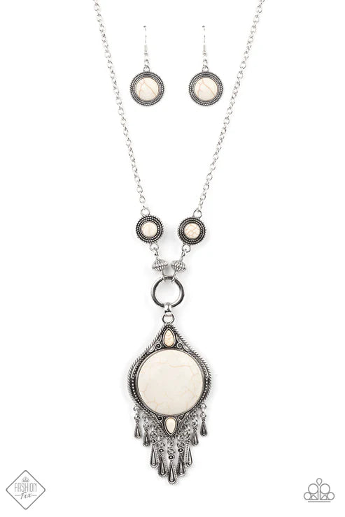 Majestic Mountaineer - Oversized White Encased Onion-Shape Southwestern Decorated Texture Accent Teardrop Medallion Stone Necklace N#7383
