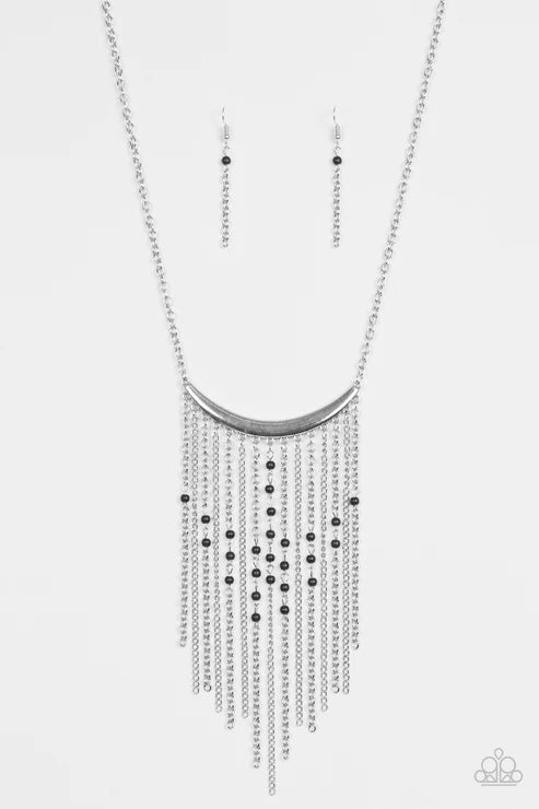 Runaway Rumba - Black Chain Streams Crescent Sporadically Trickle Stone Tapered Fringe Necklace N#6556