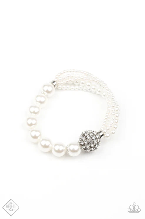 Show Them The DIOR - White Pearl Encrusted Mismatched Twist Bracelet B#5389