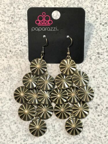 Star Spangled Shine - Oversized Brass Netted Star Creased Disc Earrings E#3626