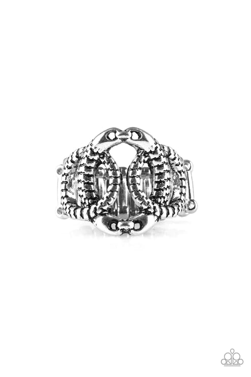 TRIO de Janeiro - Silver Asymmetrical Etched Trio Textured Ring Link Ring R#5219