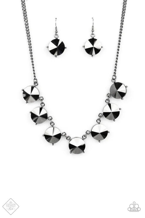 The SHOWCASE Must Go On - Oversized Black Duo Pronged Gunmetal Fittings Hematite Dramatic Link Bold Smoldering Necklace N#7441