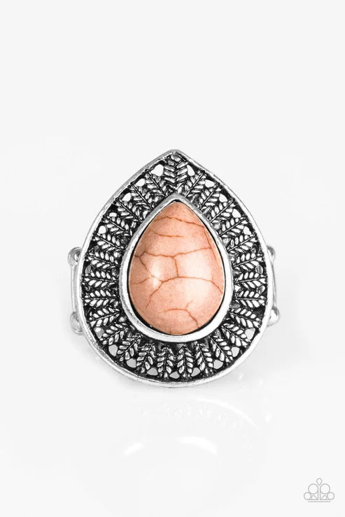 Totally Tropicana - Oversized Brown Chiseled Leafy Foliage Tranquil Teardrop Stone Ring R#6522
