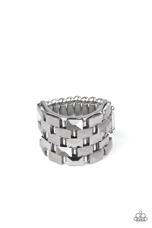 Checkered Couture - Oversized Silver Faceted Staggered Rectangular Gritty Hematite Bar Accent Ring R#500