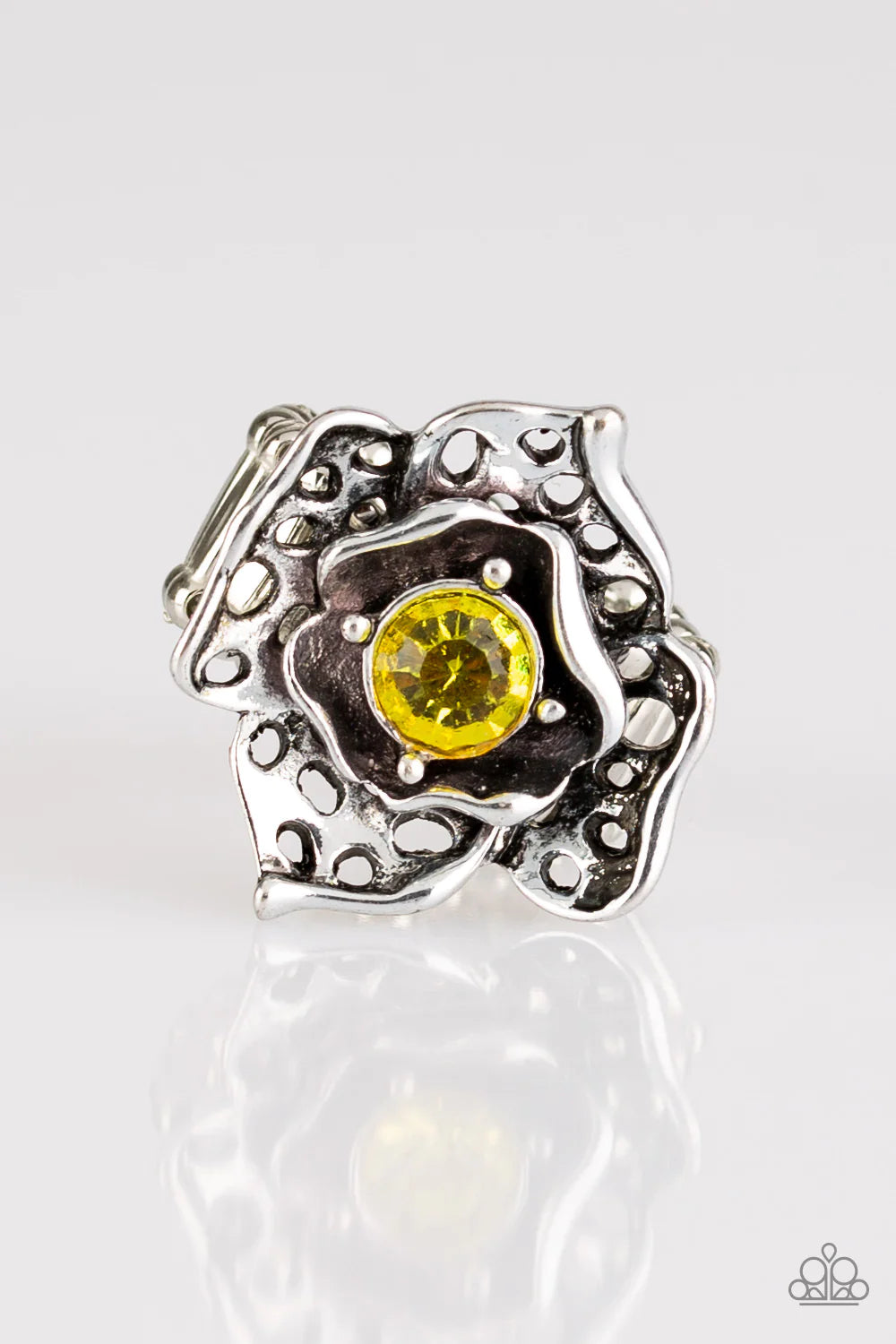 Glowing Gardens - Yellow Airy 3D Flower Petal Cut-Out Ring R#859