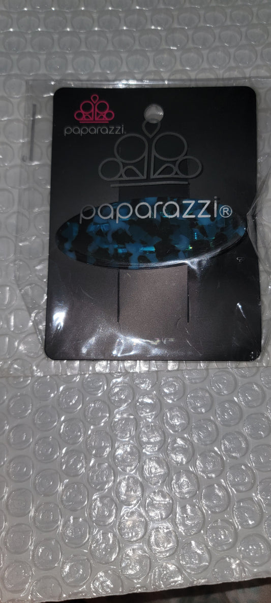 Hype Girl - Oversized Blue/Black Oval Tortoise Shell Hair Clip H#194