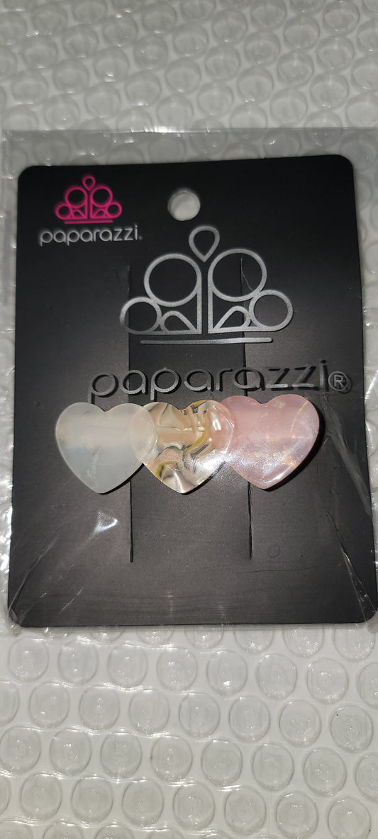 Doesnt HEART To Ask - Oversized Pink (White/Multicolored/Pink) Overlap 3D Heart Trio Shell Hair Clip H#938