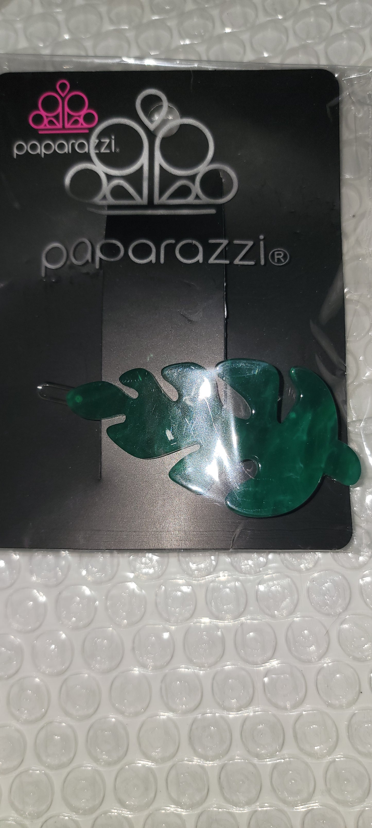 LEAF Your Mark - Oversized Green 3D Leaf Hair Clamp Barrette HH#186