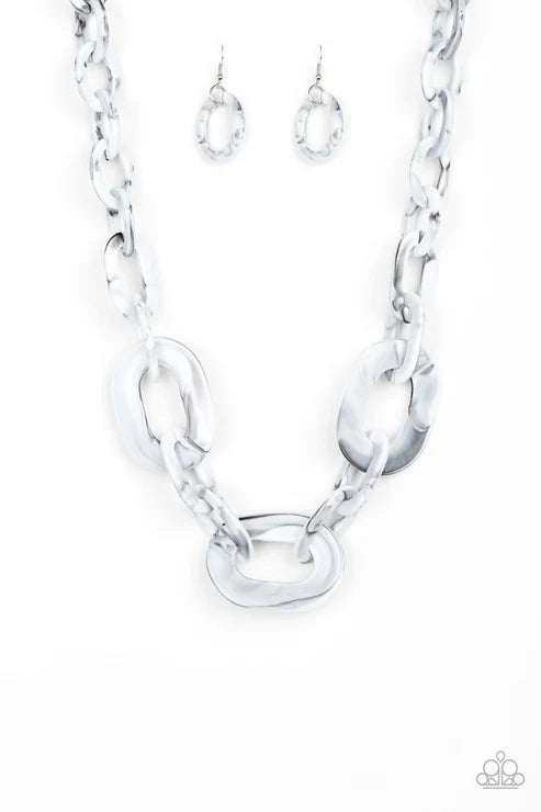 All In-VINCIBLE - Oversized Silver Bold Faux Marble Connected Link Necklace N#6399