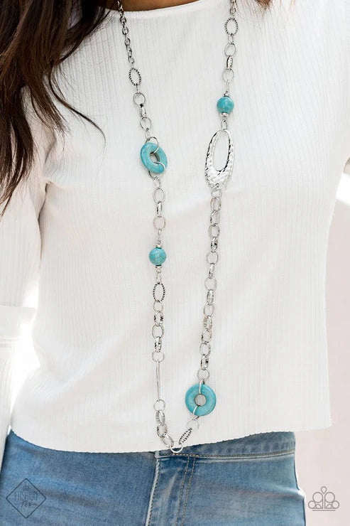 Artisan Artifact - Oversized Blue Polished Stones Silver Links Elongated Artisanal Flair Flared Oval Hoops Hammered Rippling Texture Tranquil Necklace N#7373