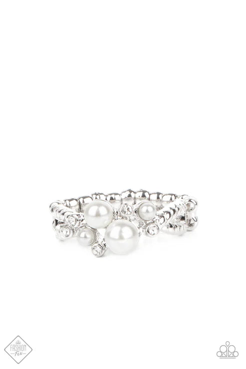 Avant-Vintage - Bubbly White Pearl Encrusted Textured CrissCross Ring R#6746