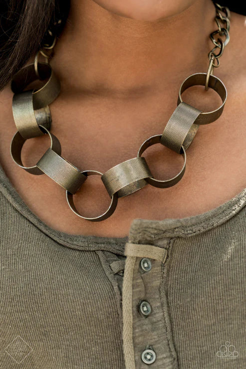 Big Hit -  Oversized Brass Etched Linear Interlock Links Hoop Necklace N#372