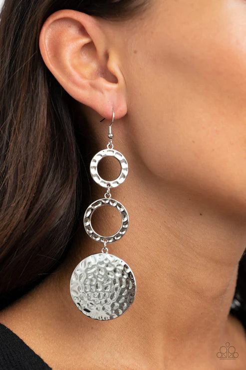 Blooming Baubles - Oversized Silver Hammered Disc Stacked Lure Rings Earrings E#6203