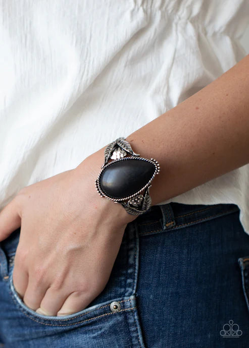Blooming Oasis - Oversized Matte Black Stone Airy Rope Leafy Abloom Teardrop Cuff Bracelet B#5087