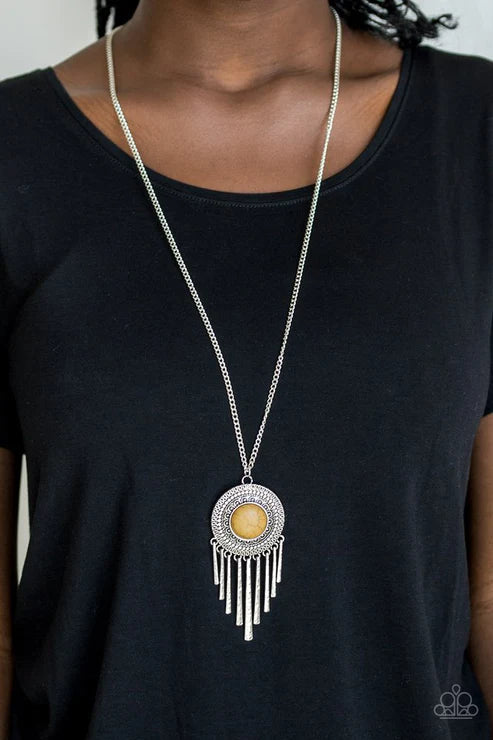 Bon VOYAGER - Yellow Stone Hammered Tribal Fringe Necklace N#4182