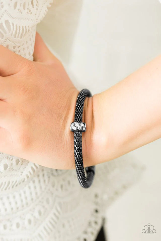 CACHE Or Card? - Black Mesh Encrusted Slide Along Bangle Bracelet B#7153