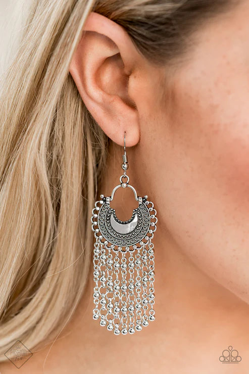 Catching Dreams - Silver Textured Half-Moon Chain Stream Fringe Earrings E#5200