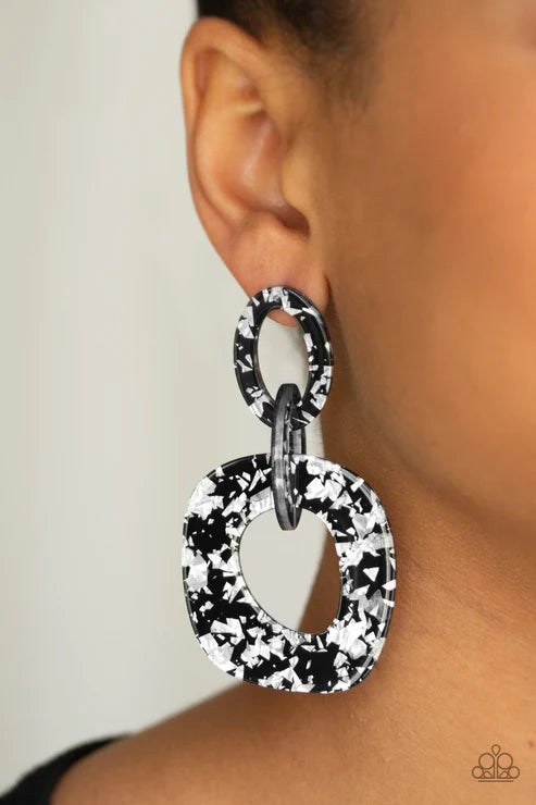 Confetti Congo - Oversized Silver (Silver/Black) Flecked Metallic Shimmer Abstract Retro Earrings E#4088