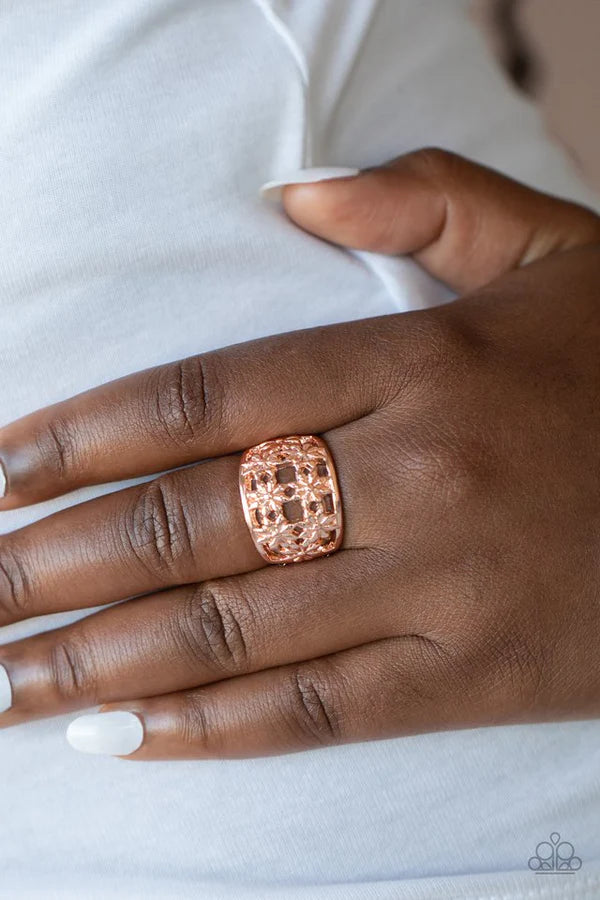 Crazy About Daisies - Rose Gold 3D Daisies Floral Ring R#6969