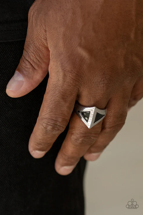 Crusader - Oversized Black/Silver Duo Triangular Pitch Urban Ring R#4781