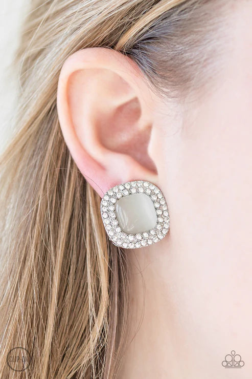 DEW What I DEW - Oversized White Cat's Eye Moonstone Encrusted Clip-on Earrings #4230