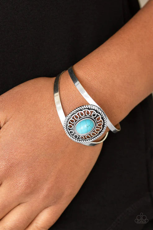 Deep In The TUMBLEWEEDS - Blue Airy Stone Cuff Bracelet B#5813