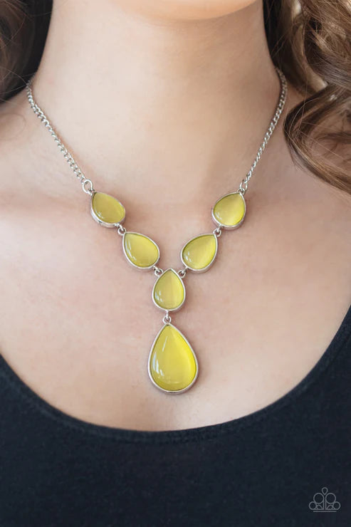 Dewy Decadence - Oversized Yellow Cat's Eye Moonstone Interlocked Teardrop Necklace N#4980