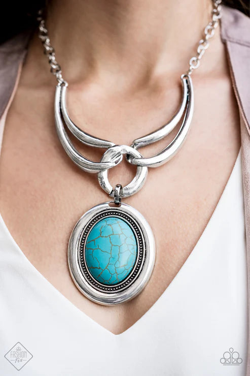 Divide and RULER - Oversized Blue Stone Trio Nestled Interlocked Studded Necklace N#6277