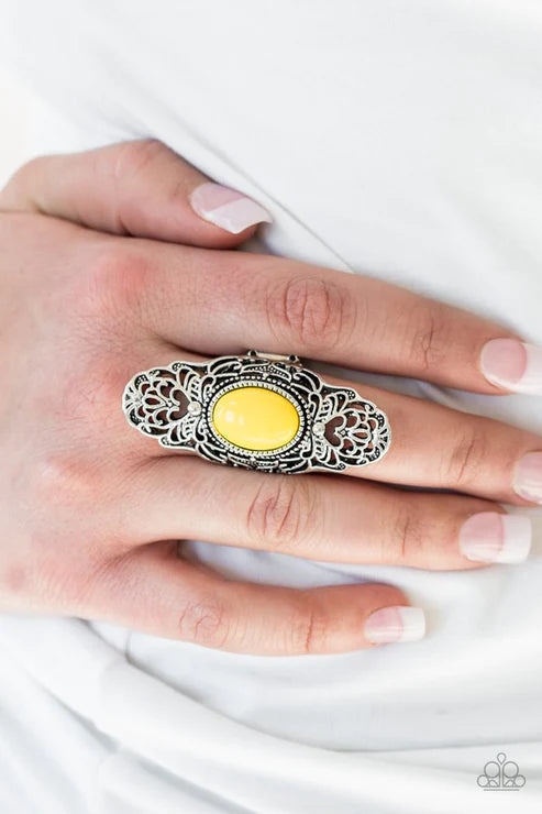 Flair for the Dramatic - Oversized Yellow Swirl Airy Heart Filigree Ring R#3922