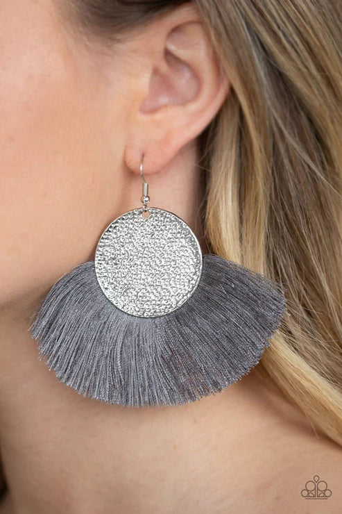 Foxtrot Fringe - Oversized Silver (Gray) Hammered Disc Foxy Flared Fan Fringe Earrings E#3386