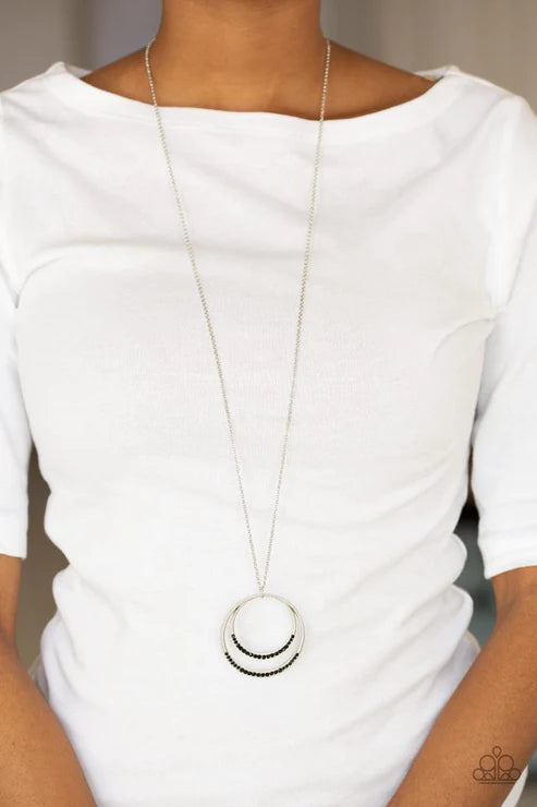 Front and EPICENTER - Oversized Black Circular Encrusted Necklace N#5599