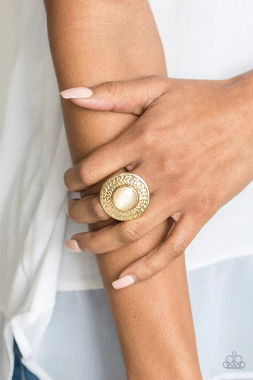 Garden Garland - Oversized Golden Circular Leafy Garland Cat's Eye Moonstone Ring R#5229