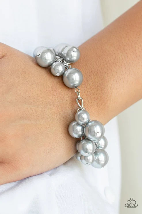 2-Piece Bubbly Silver Pearl Fringe Set SET#5586
