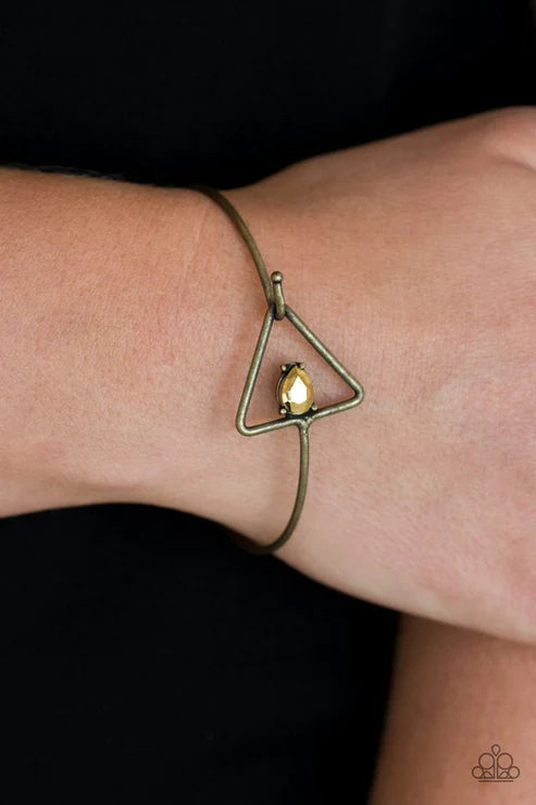 Gorgeously Giza - Brass Triangular Dotted Aurum Gem Hinged Bracelet B#6042