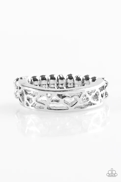 HEART Me Out! - Silver Airy 3D Heart Connect Silhouettes Ring R#6450