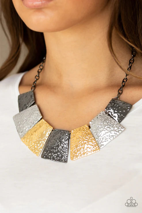 Here Comes The Huntress - Oversized Multi (Gunmetal/Silver/Gold) Flared Hammered Plate Necklace N#3835