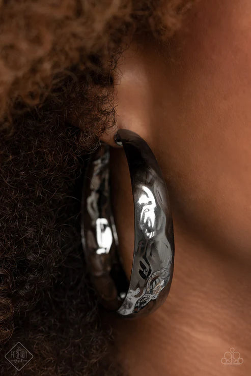 Hey, HAUTE-Shot - Oversized Gunmetal Hammered Shimmer Curled Gritty Exaggerated Hoop Earrings E#6718