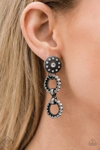 High Tech - Oversized White/Gritty Tin Studded Encrusted Ring Link Industrial Earrings E#7179