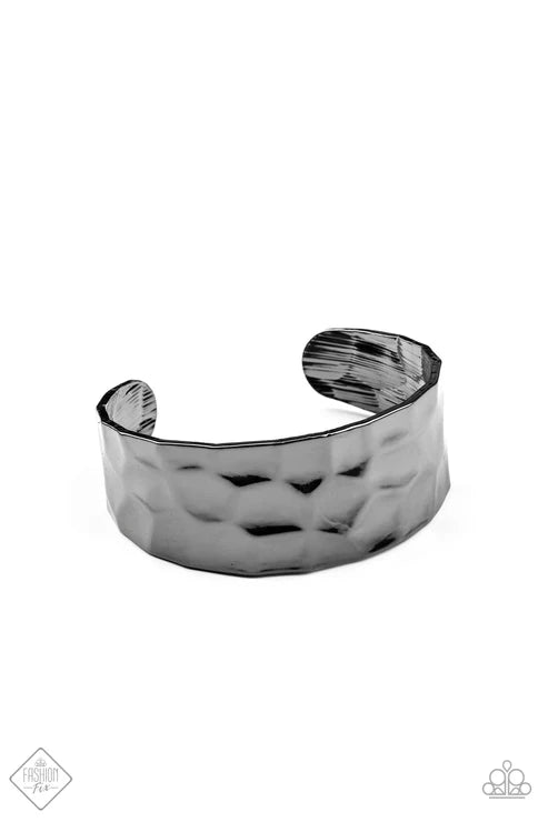 Is It HAUTE In Here - Oversized Black Hammered Edgy Geometric Curled Cuff Industrial Bracelet B#6719