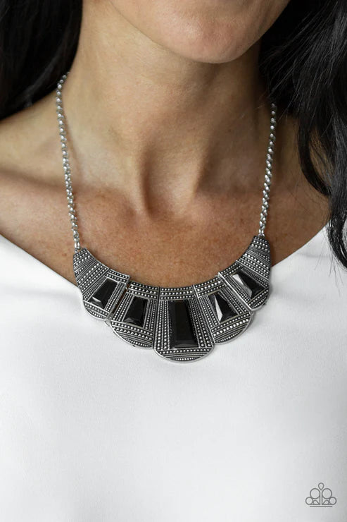 Lion Den - Black Geometric Studded Faceted Emerald Cut Link Necklace N#2918