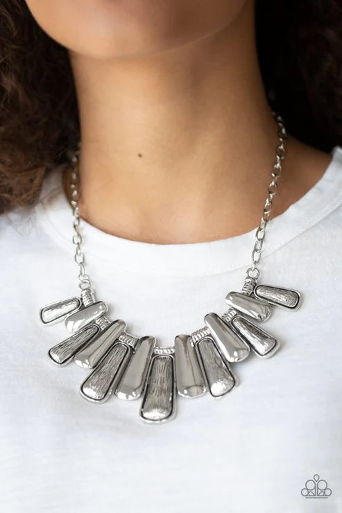 MANE Up - Oversized Silver Smoothed/Etched Fringe Plates Necklace N#4170