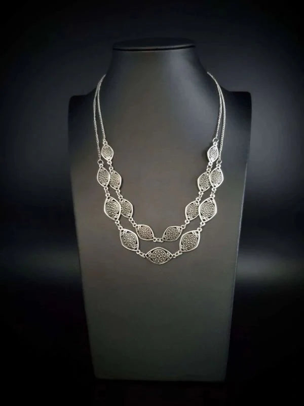 Make Yourself At HOMESTEAD - Silver Rustic Marquise Necklace N#6542