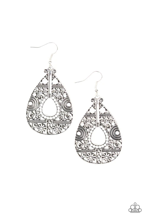 Malibu Gardens - Oversized White Geometric Filigree Flower Teardrop Earrings E#2905