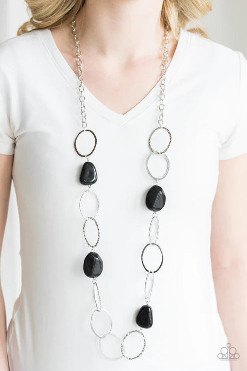 Modern Day Malibu - Oversized Black Faceted Faux Rock Hammered Hoop Necklace N#2727